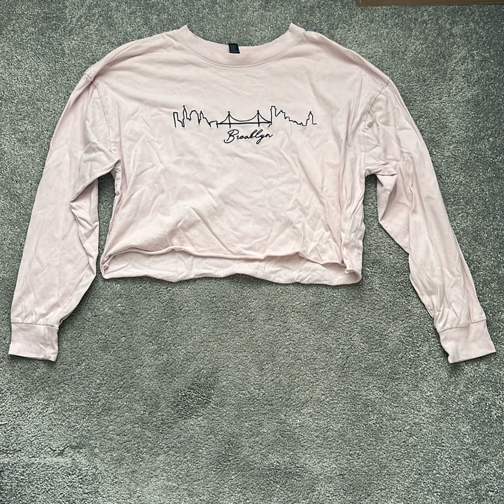 Forever 21 Light Pink Brooklyn Skyline Long Sleeve Tee